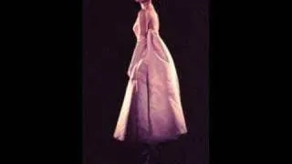 Audrey Hepburn Slideshow