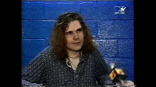 Smashing Pumpkins live 1991-11-27 Cincinnati Gardens, Cincinnati, OH Interview & live clips