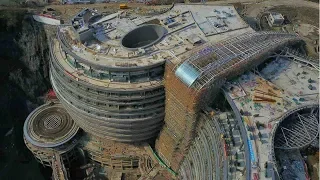 China does not stop shocking! A luxury Underground hotel that is 17 storeys underground