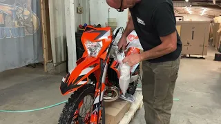 2024 ktm 300xcw Hard Enduro Unboxing