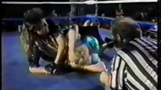 POWW Wrestling: Peggy Lee Leather vs Danya