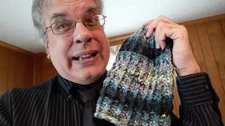 How I loom knit my Hurdle Stitch Hat