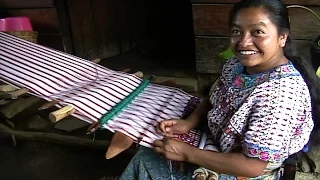 Splendor In The Highlands: Maya Weavers of Guatemala (English R1)