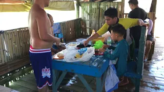 picknick at Vanishing Island, Samal Island, Philippines