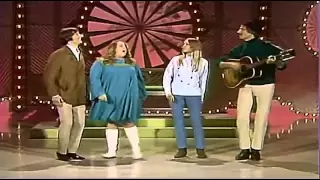 The Mamas & The Papas - Dancing In The Street (HQ)