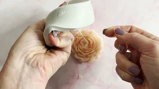 How to unmold a detailed pillar candle.