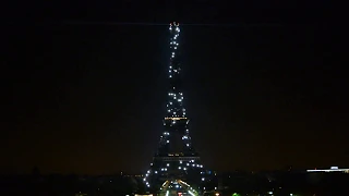 Eiffel Tower : Light Show at 1 AM