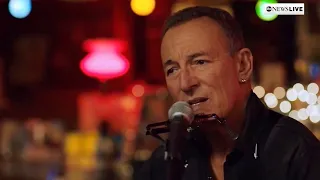 House of a Thousand Guitars - Bruce Springsteen and Patti Scialfa (Stand Up for Heroes 2020)