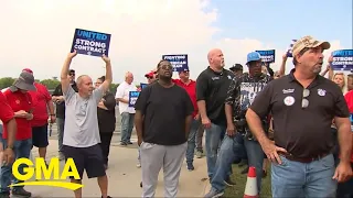 Possible United Auto Workers Union strike | GMA