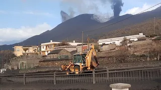 Ash covers La Palma Exclusion Zone, Oct 26th