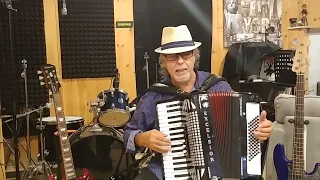 Serenata - Toto Cotugno - Fisarmonica/Canto - Accordion/Voice - Akkordian  Cover by Biagio Farina