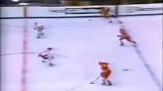 Alexander Yakushev - 1972 Summit Series Game 7, Goal 2