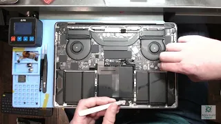 A1989 MacBook Pro No Power