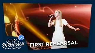 Daneliya Tuleshova - Òzińe Sen - First Rehearsal - Kazakhstan 🇰🇿 - Junior Eurovision 2018