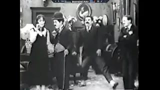 Hài Hay Nhất MỌI Thời Đại THE ROGUE (1918) Charlie Chaplin f2