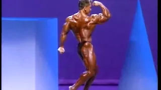 Lee Labrada Posing at the Mr. Olympia 1988