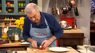 Jacques Pépin Techniques: How To Make An Apple Swan