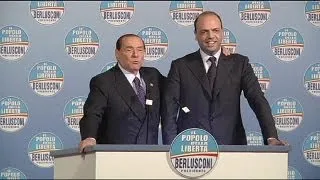 Министры из партии Берлускони подали в отставку