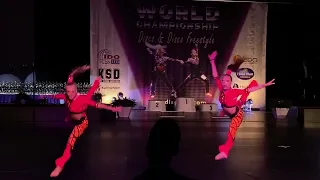 Neea Visuri / Ava Heinikangas - Disco Dance World Championships 2022