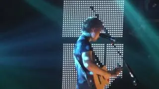 12&13/13 Ed Sheeran - The Parting Glass & The A Team (Live @ Sporthalle, Hamburg, 26.11.2012)