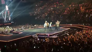 KCON FRANCE - BTS - I Need U (방탄소년단) 160602 [FANCAM]