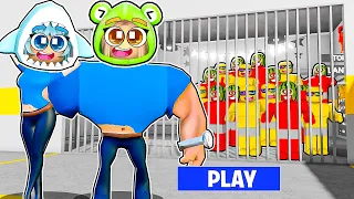 SECRET BARRY is SAM in Prison Run Escape vs EVERYONE Roblox