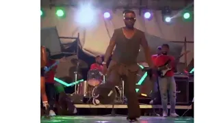 Fally Ipupa Dances to DIBANGO by Paulcleverlee