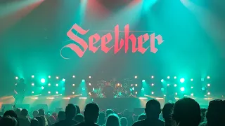 Seether "Wasteland" Live in North Charleston, SC on May 11, 2024 at North Charleston Coliseum