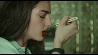 LA POSESION DE VERONICA - Clip Desayuno