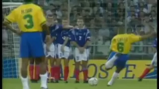 Top 10 - Best free kicks of all time