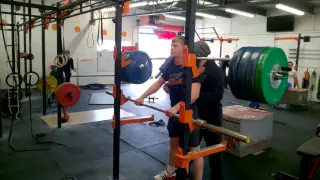 UFC Fighter performs Isometrc Supramaximal Safety Bar Squats