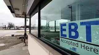 ABANDONED BP Gas Station.  Orland Park IL