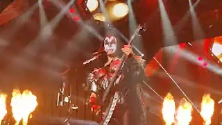 Kiss: I Was Made for Lovin’ You + Rock and Roll All Nite (Live@Tauron Arena, Kraków, PL, 2023-06-19)