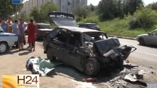 Водитель покончил с собой, врезавшись в автобус