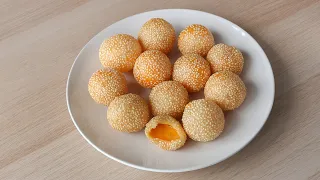 Sesame Ball with Salted Egg Custard | Onde-Onde Telur Asin