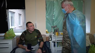 Командувач Об’єднаних Сил ЗСУ Сергій Наєв відвідав один із військових шпиталів